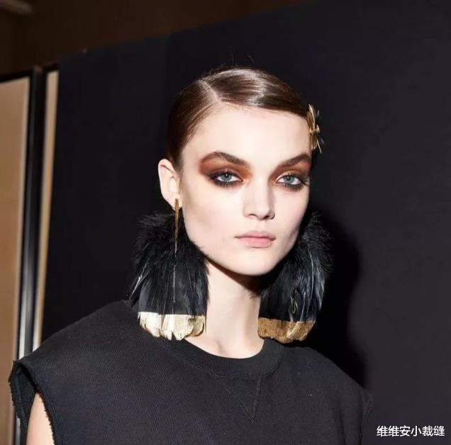 辣妈 加贺真理子年轻时的颜值有多绝？凭“昭和妆”惊艳了整个美妆界