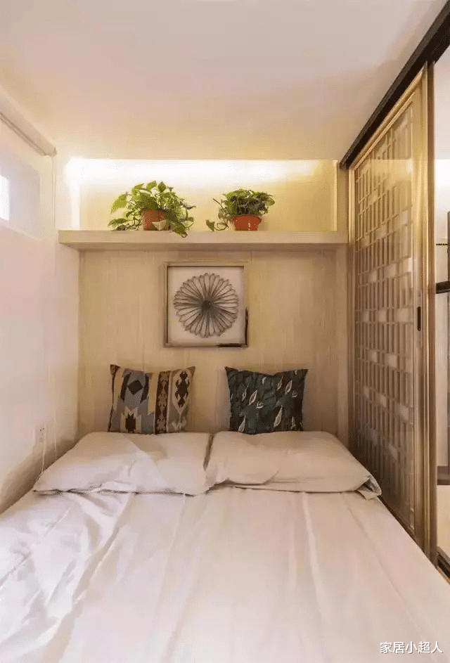 五口人居住在老宅,吃住全在一起,一点隐私都没有