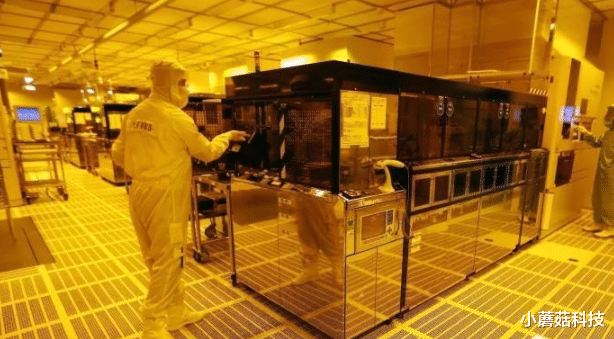 光刻机|EUV光刻机突破在即，央视报道出重大喜讯，ASML没想到会这么快！