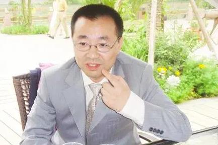 刘仪伟|因一张报纸狂赚50万，被传惹怒央视遭驱逐，刘仪伟经历了什么？