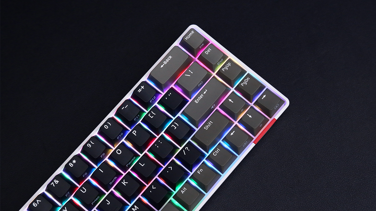 usb type-c|Tt领航员C360 RGB键盘、探索者X2鼠标评测:好用不贵,无线键鼠