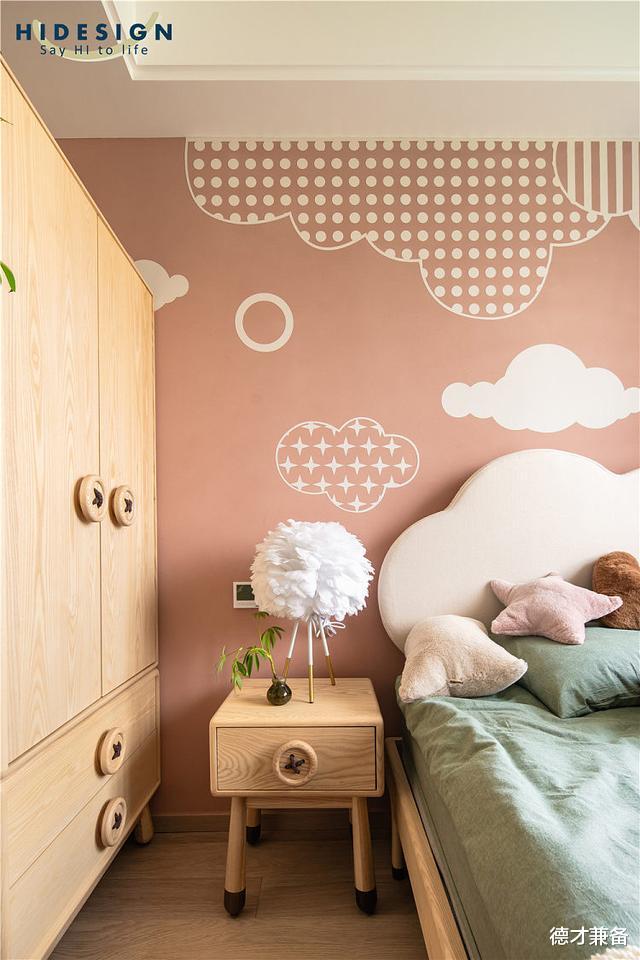 |不要再忌讳顶楼了,这家人在143㎡的顶层复式里,享受着隐居生活