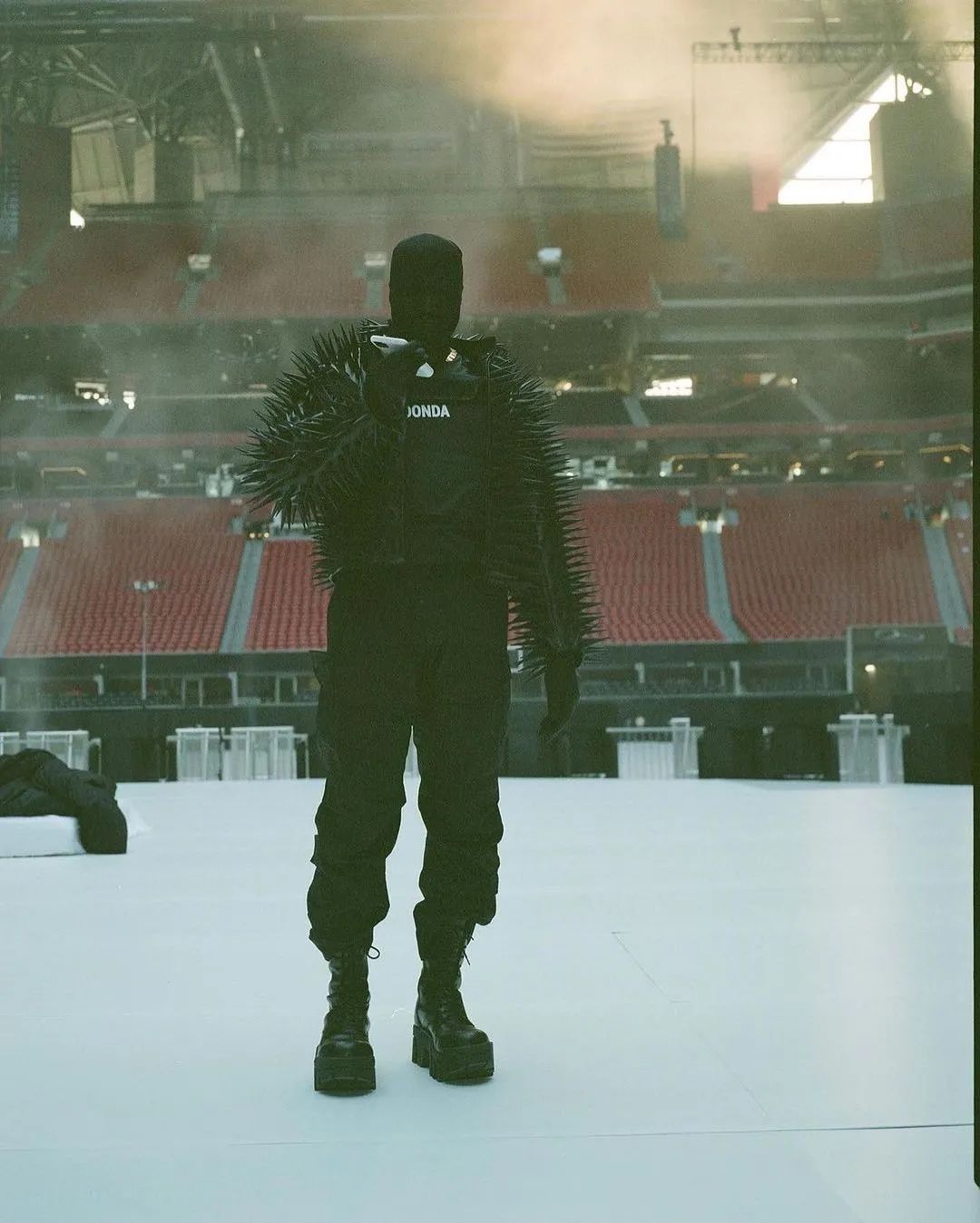 难舍离断|忙Donda的kanye不顾yeezy350v2的高危程度 细节对比展示五年的沉淀让鉴定有多困难