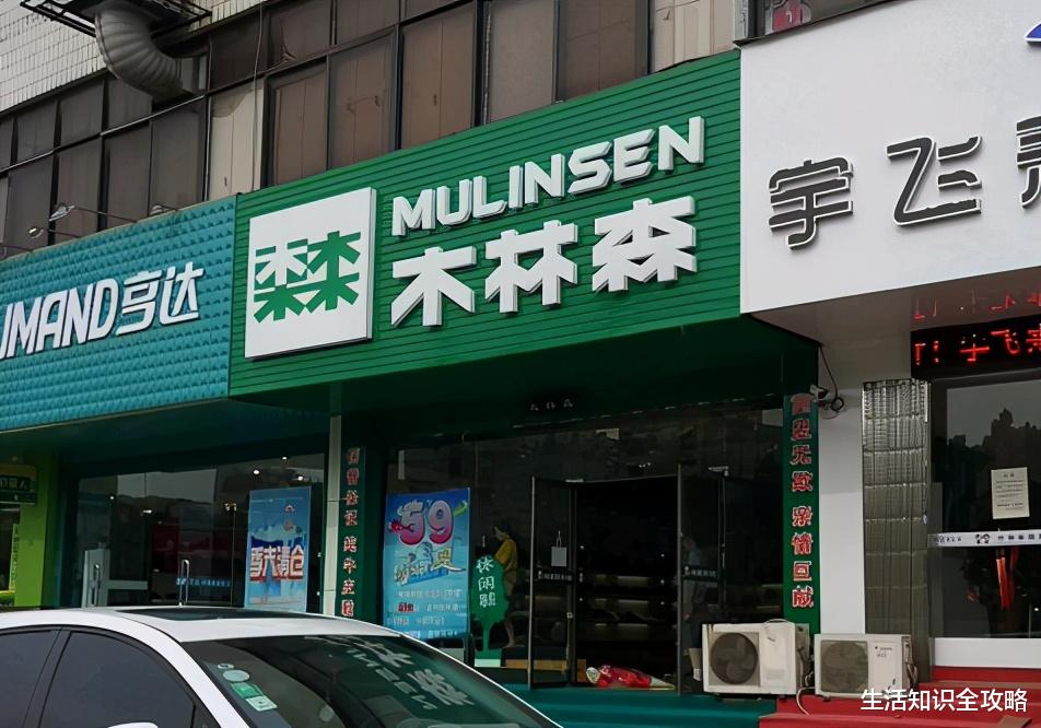 阿迪达斯|果然是骨气不值钱：耐克打折后国人排队抢，国产货有这么悲哀吗？