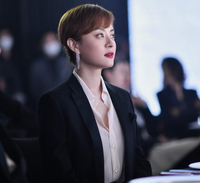 肖战|肖战新剧曝光,或合作当红“大满贯”视后,上演甜蜜姐弟恋