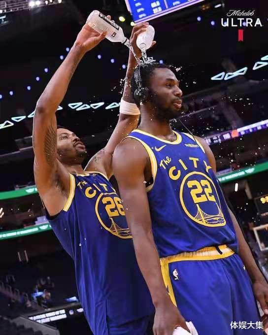 勇士队 库里和维金斯一起训练，勇士准备好了，他们不会交易走维金斯。