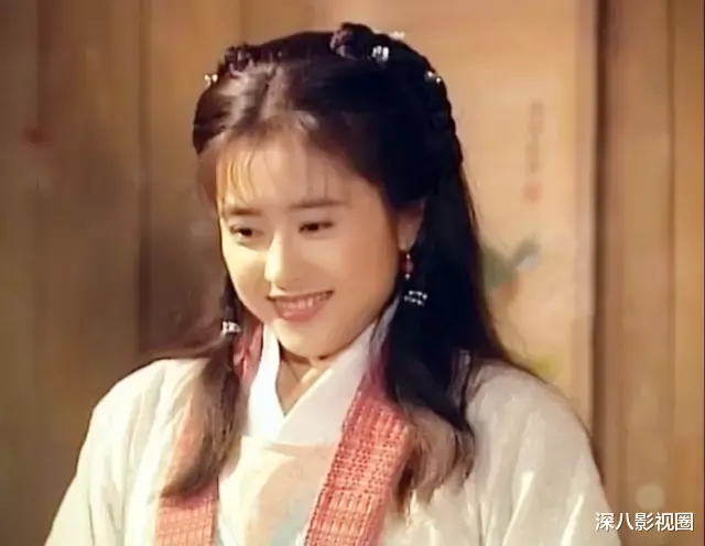 何美钿|熊孩子脸演啥大美人？教科书级古装甜妹还得看她