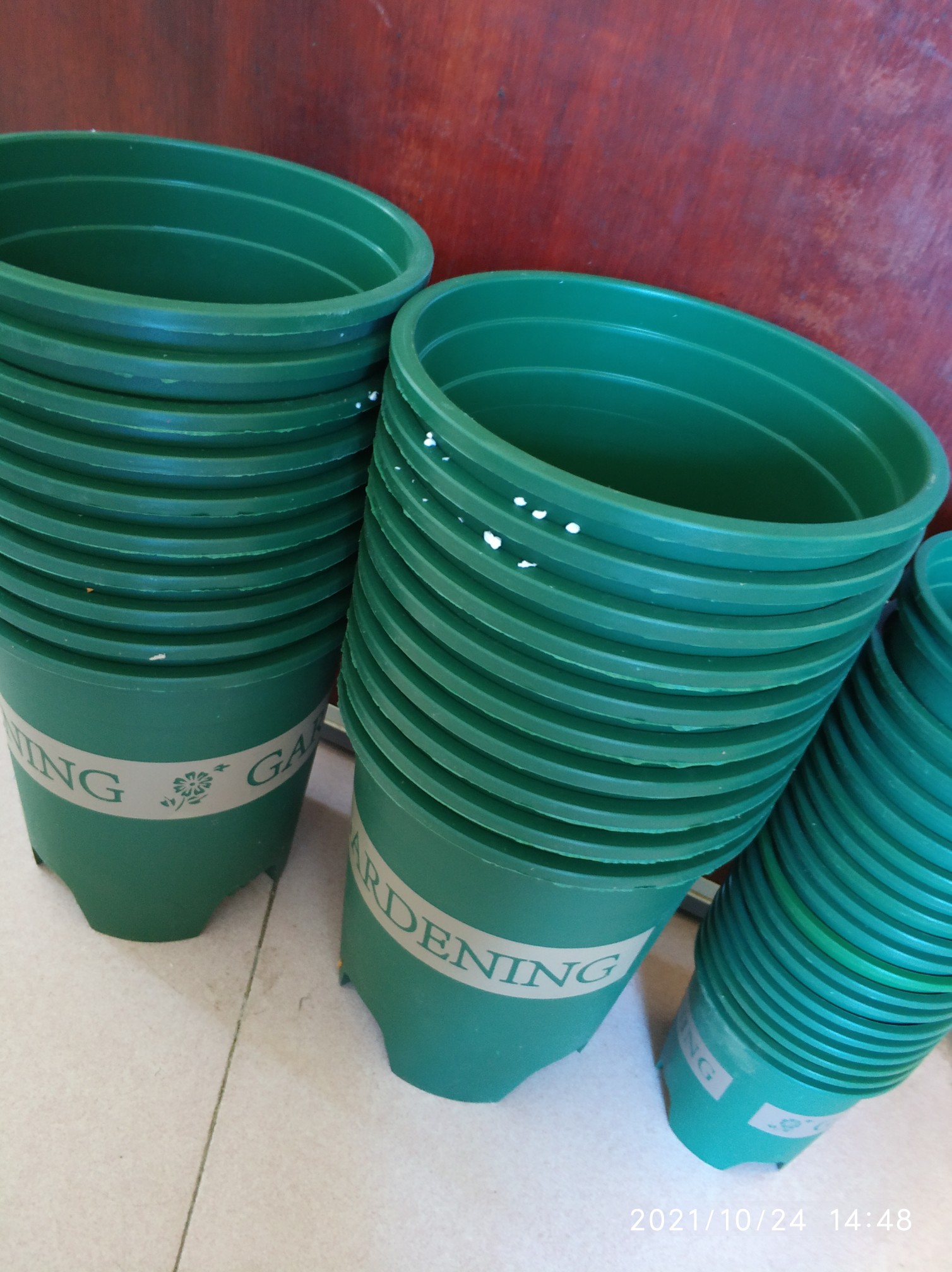 四楼80㎡荒废露台，DIY打造空中小花园，成了朋友们聚会的打卡地