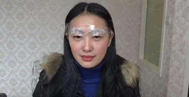 运动 为何不建议女生纹眉？听了内部人员的阐述后，才恍然大悟！