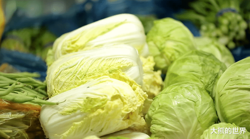 如何判断白菜有没有“喷甲醛”？菜农支招，牢记这3点，轻松避开