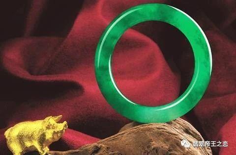 翡翠|史上最牛的翡翠加工！真正的鬼斧神工！让沉睡的“石头”复活！