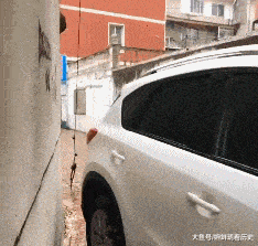 丁剑剑|“左边妹子有房有车,右边妹子要18万彩礼,我该如何好?”哈哈哈