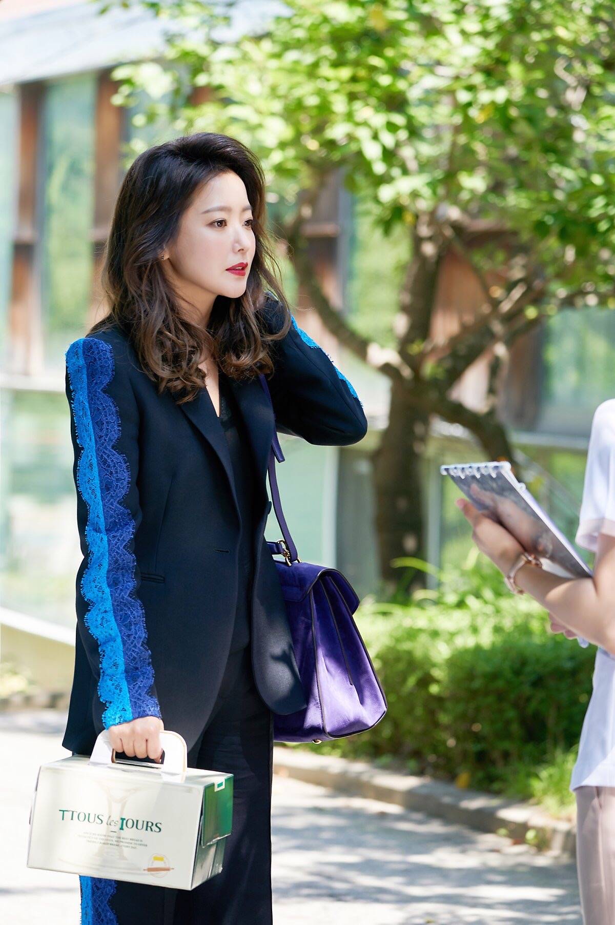 哚乐Like时尚|不愧是韩国第一美女，44岁金喜善生图也美得让人心动，好会保养