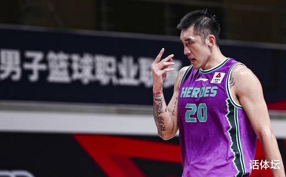 丁彥雨航|CBA勁旅又輸！主帥的操作引發(fā)不滿，下課警鈴已拉響，真不冤枉！
