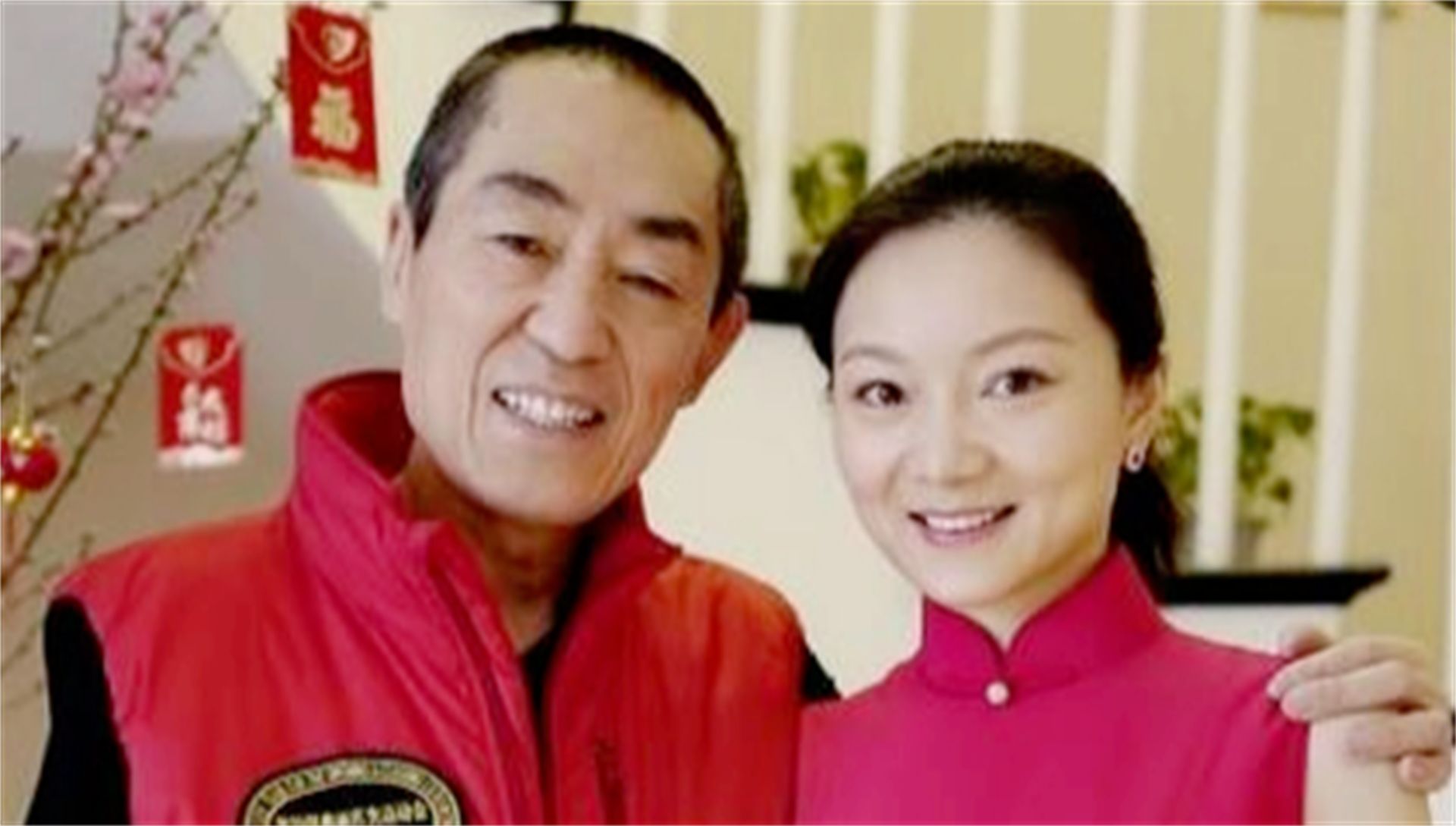 张艺谋|“谋夫人”陈婷：曾打败巩俐赢得爱情，为大31岁的张艺谋连生三胎