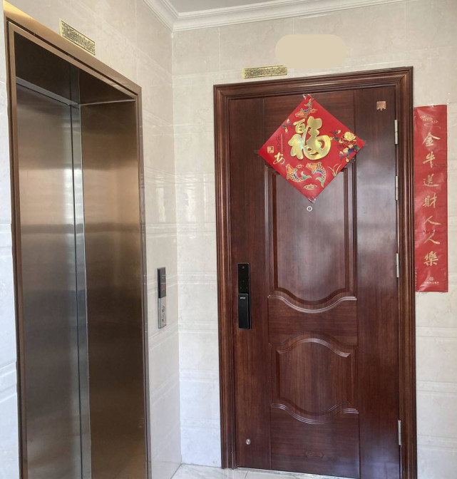 引狼入室 引狼入室！47岁妇女“在家中”遭杀害抢劫：嫌疑人跳楼身亡！