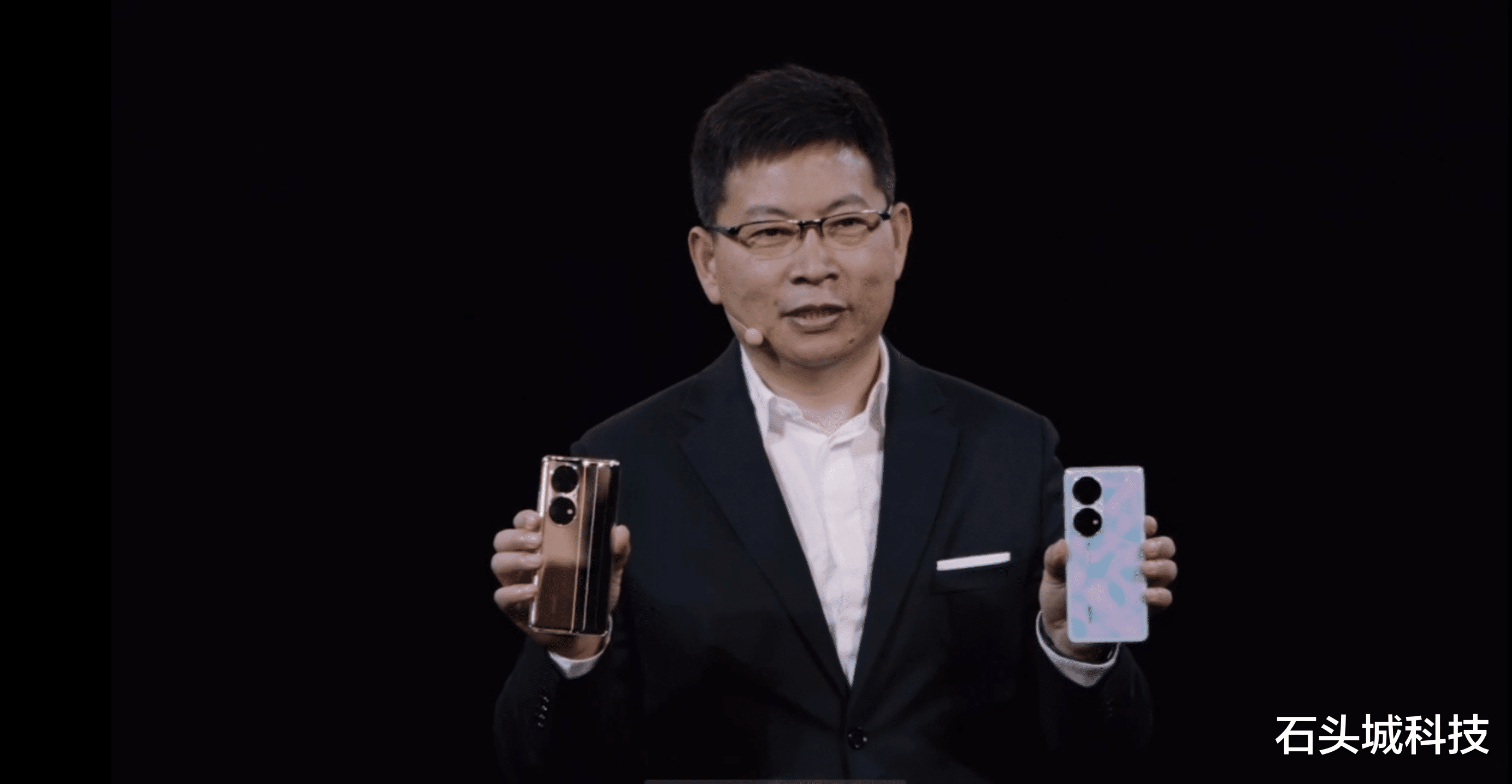 蕲春 华为P50系列尴尬之处：用了麒麟9000+高通骁龙888处理器，却只能用4G