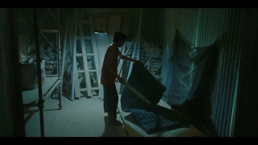 |什么是奴性？这部电影生猛、震撼、颠覆三观！