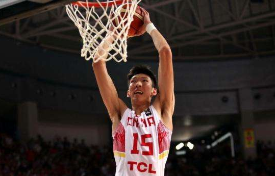 易建聯(lián)|當(dāng)年易建聯(lián)“KTV門”事件，幸好有籃協(xié)保護(hù)，職業(yè)生涯才這么順利