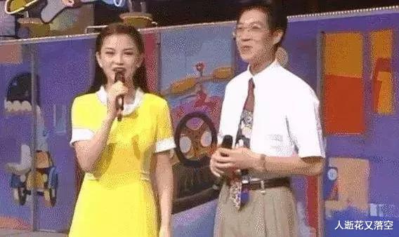 快乐大本营|一个?舞台 ?,五个人?,配上?一?席?幽默?的?台词,《快乐大本营》结束了它长达24年的传奇,可能这一公告将是永远。