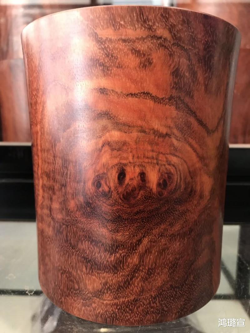 奇石|为何小叶紫檀千元之下都为假货？这三点让真相浮出水面！