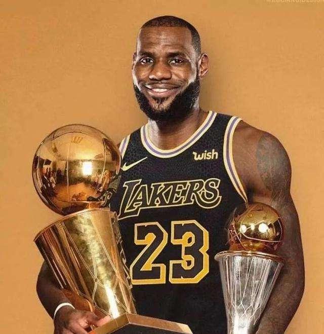 迈克尔·乔丹|詹姆斯到底能否超越乔丹？韦德的回答很中肯，网友：真敢说！