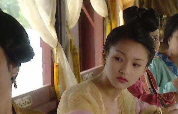 周迅|《小敏家》梦回《红高粱》，周迅秦海璐破冰，两人戏里戏外不简单