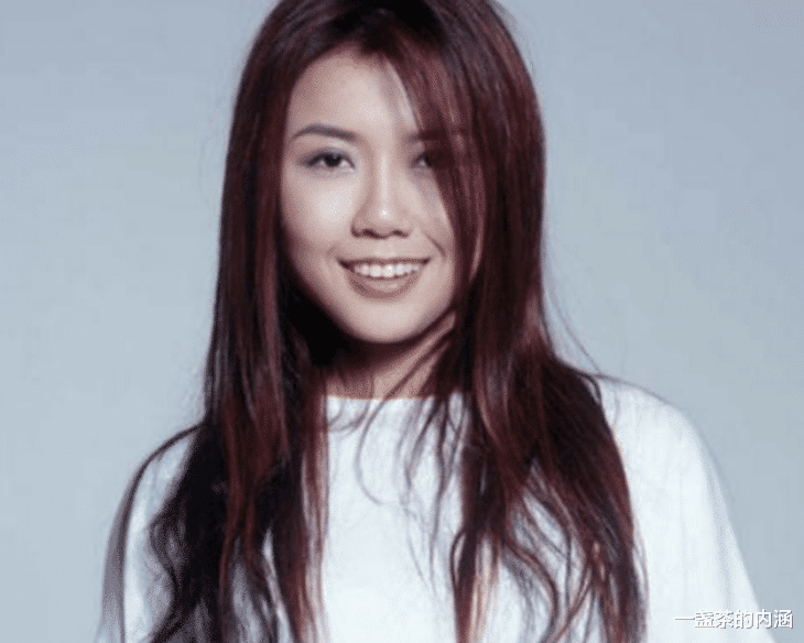 松本润|王蓉现身商演现场，曾经的女神，如今也已落幕