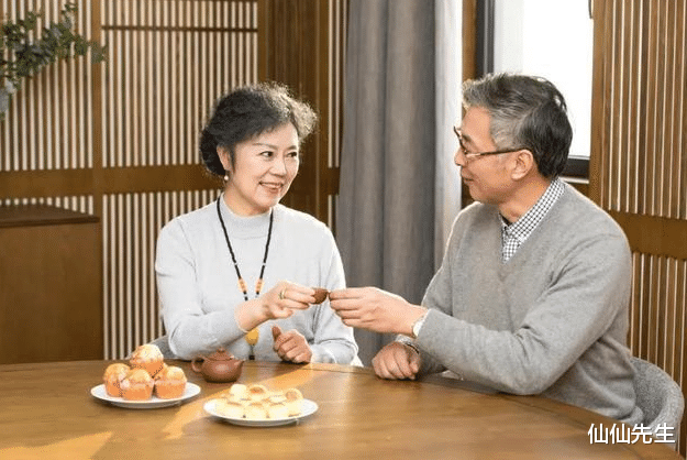 仙仙先生|“我不做了”63岁公公向保姆表白却遭拒绝,儿媳两方打听才知原因