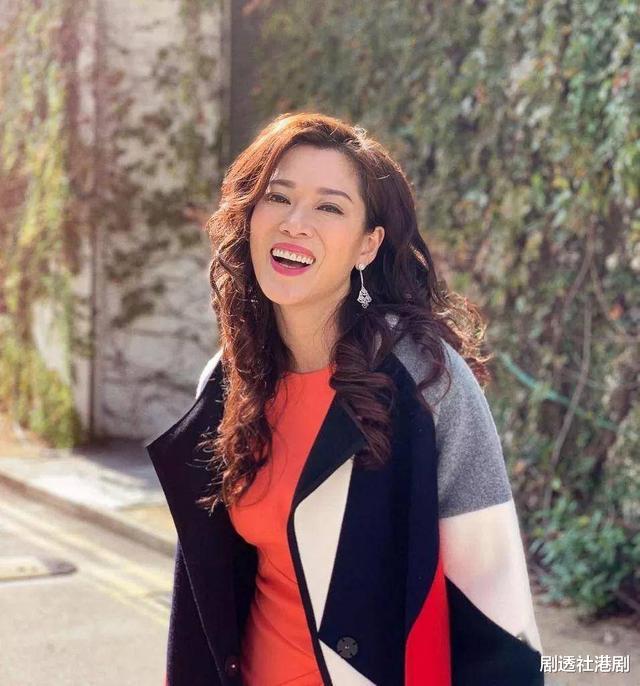 谭松韵|抗胜病魔！TVB知名女星曾患上乳癌，因化疗头发掉光还不敢告知家人