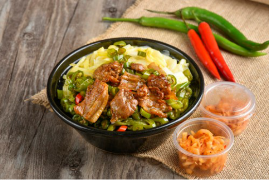 小思医生|胃病的“帮手”找到了，医生：不想胃“烂如渔网”，3种食物要少吃