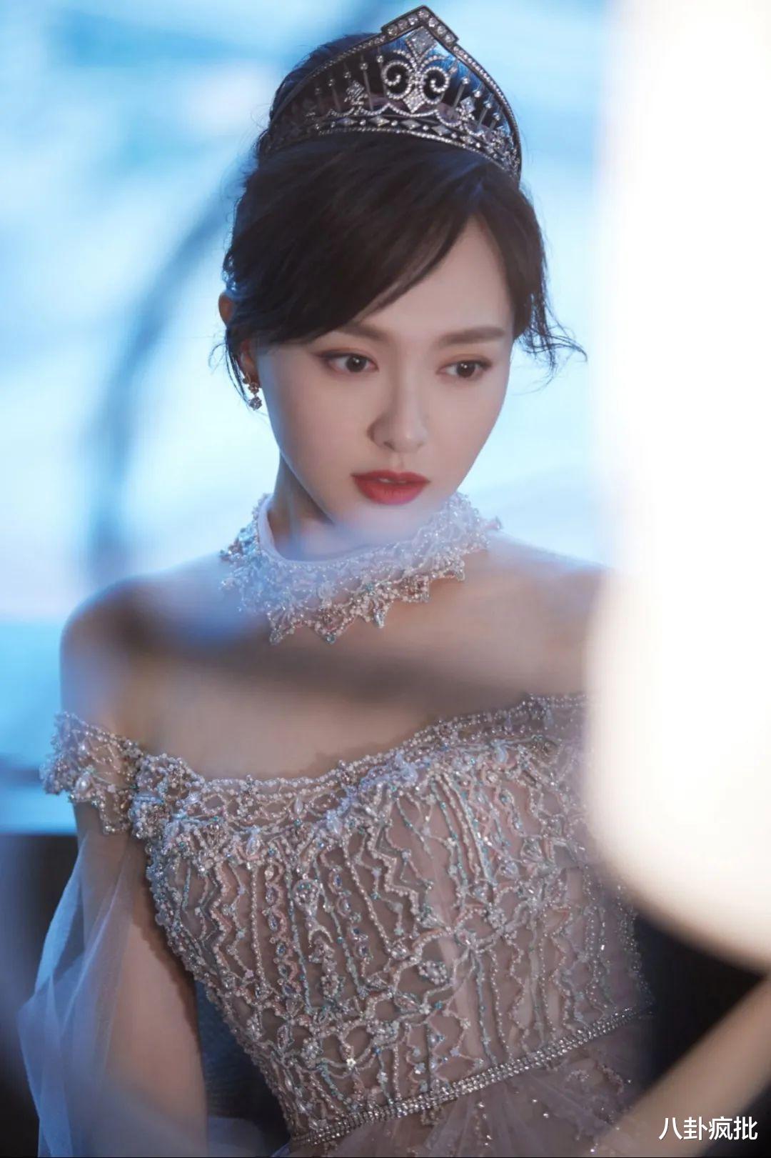 芒果台|杨紫恋爱了？金晨脸整僵？谢娜与芒果一刀两断？唐嫣唐艺昕捆绑？