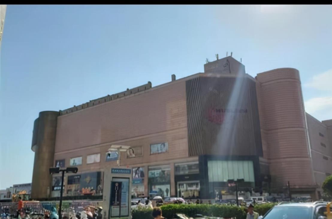 北京市|北京惨淡的商场，被租金和电商击垮，如今只好关门收场？