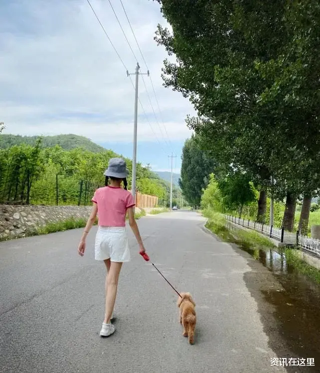 郭麒麟|赵薇女儿“不经意”长大，13岁颜值出众，未来的女神诞生了