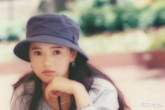 伊能静|伊能静的香艳情史，3个男人为她沉醉，婚内出轨丧失23年的感情