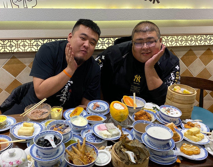 红雨|泡泡龙去世年仅29岁，被爆患有抑郁症，经常因这幅长相怨天尤人