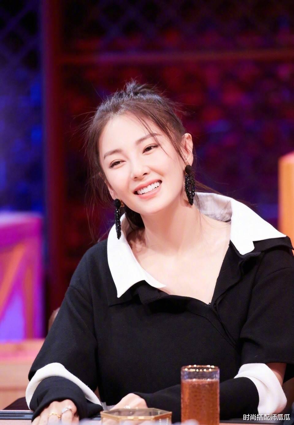 发型 ?建议中年女人,远离这3种“发型”!特别是第2种,显老还没气质