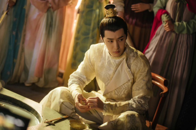 风起洛阳|看《风起洛阳》挺过瘾，但爱豆和科班演员之间的差距，却一目了然