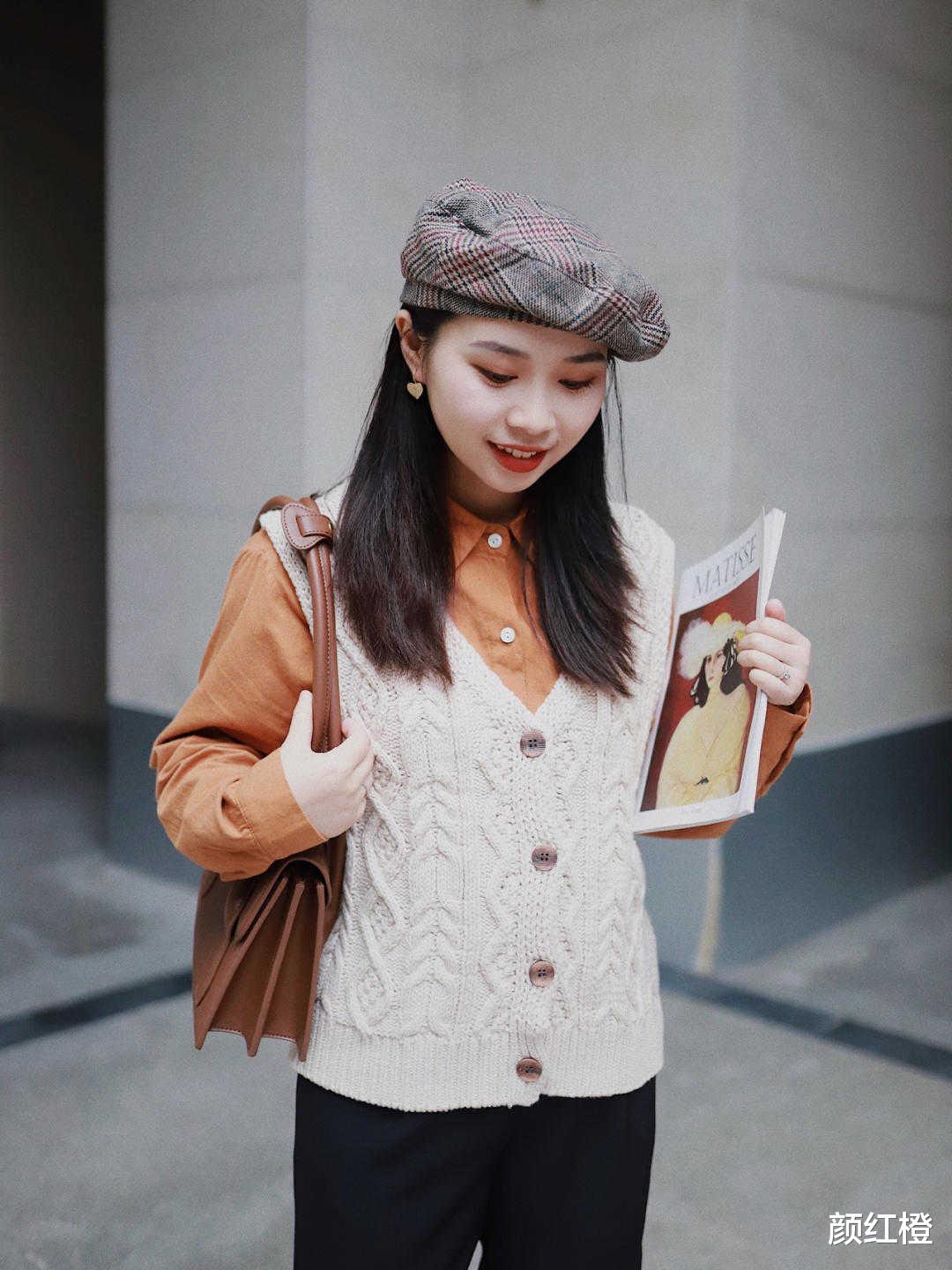 颜红橙|这才是“马甲”的正确穿法，保暖又洋气，几种搭配让你气质翻倍