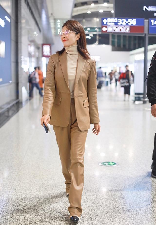 穿衣搭配|如何通过穿衣体现职场风？不妨学习下刘涛的穿搭，更显职场气息