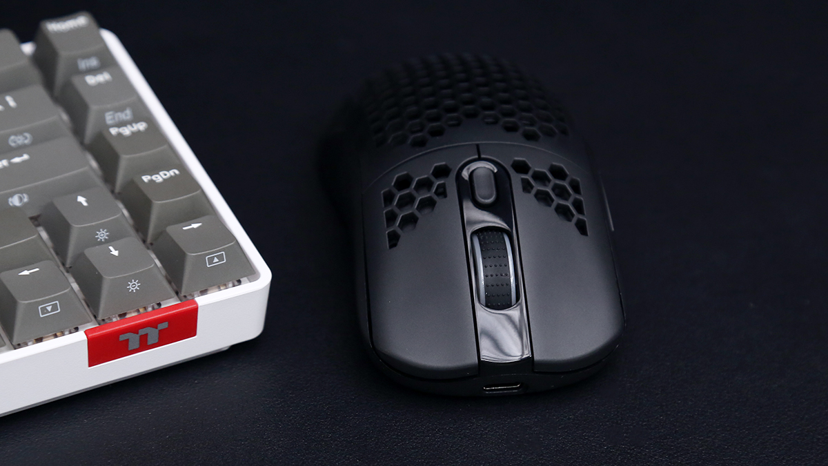 usb type-c|Tt领航员C360 RGB键盘、探索者X2鼠标评测:好用不贵,无线键鼠