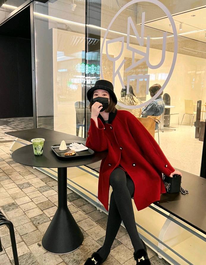 江南小蚂蚁 冬天穿搭显瘦不臃肿，只需记住一点，让你美美地度过冬天