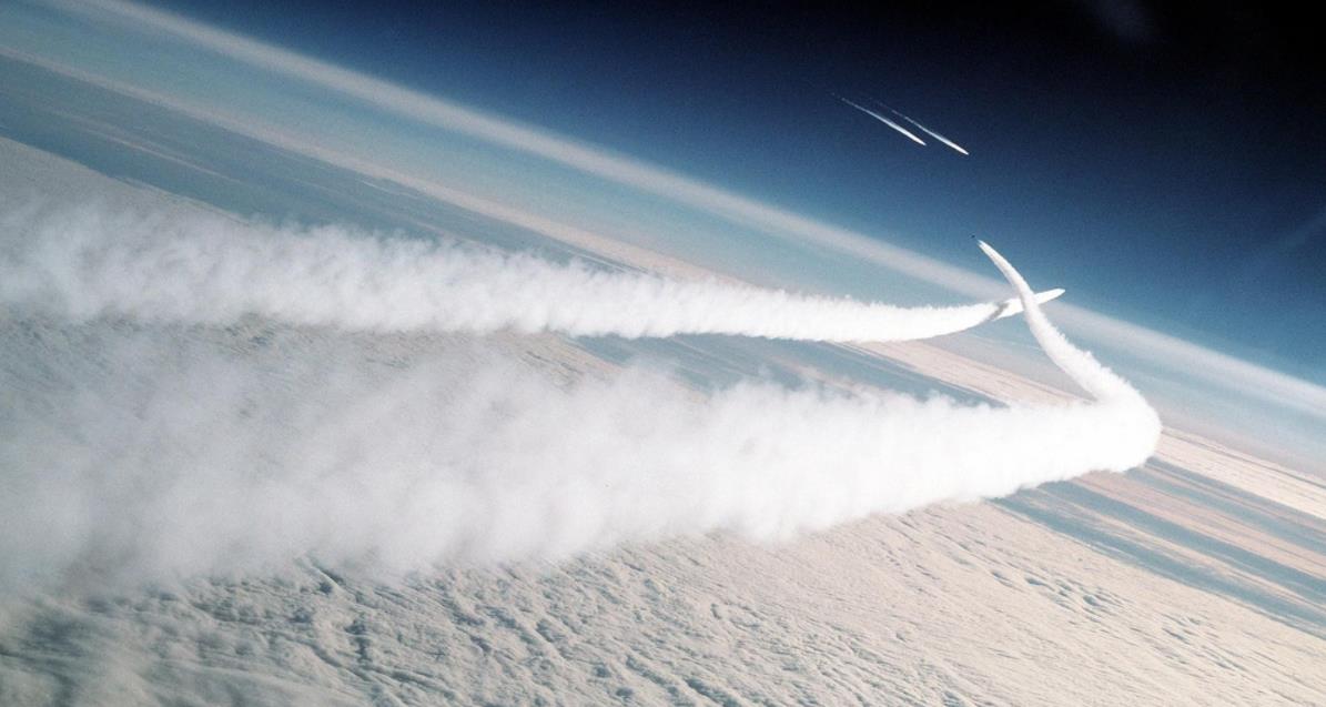 誉衡药业 “不明飞行物”在高空出现?形态多变,让人感到不同寻常