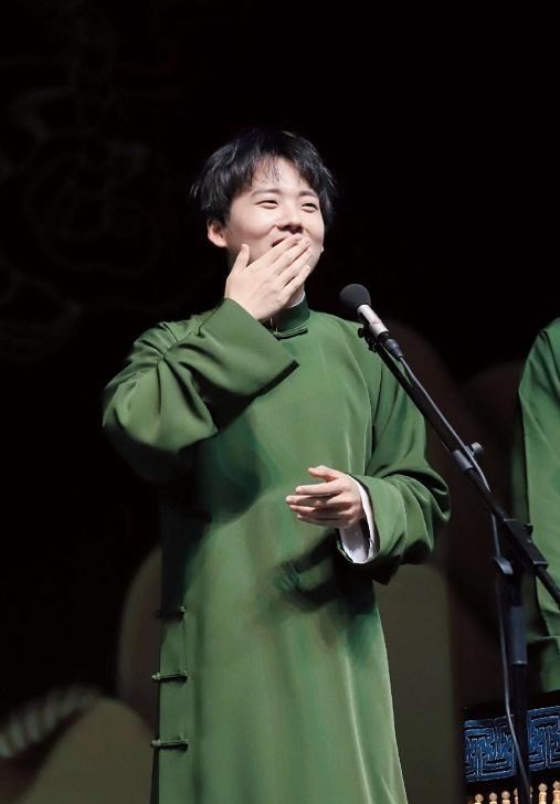 郭麒麟|郭麒麟自作多情?张雨霏用奥运奖牌召唤大麟子,确定不是张镇麟?