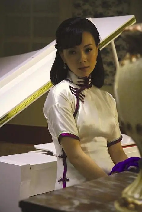 宋轶|这10位女演员，用一身旗袍证明了：在妩媚面前，可爱不值一提