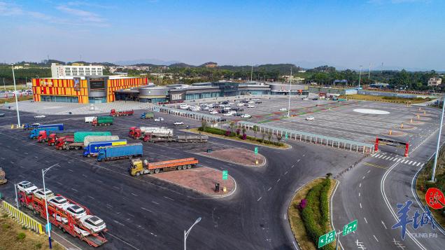 羊城派 藏着侨乡小镇和停机坪，广东“最美服务区”长这样｜沿着高速看中国（广东）