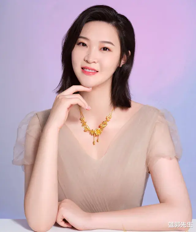 惠若琪|惠若琪又代言了，最新写真“强壮”了很多，生过孩子的迹象太明显