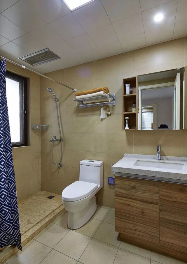 |看她家刚入住的新房,装修真心漂亮,以后等我有房子了,照着装