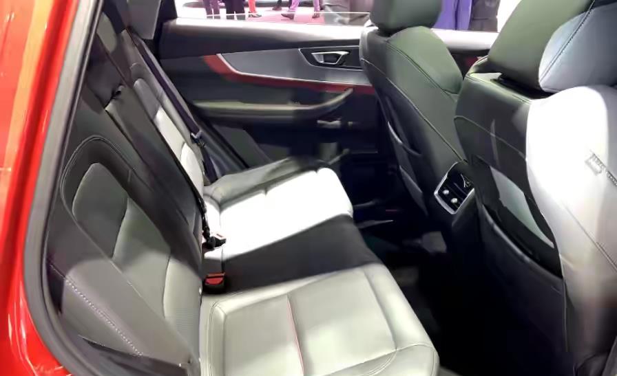 装记 瑞虎又造了台爆款，发售2天订单破2万，仅11万就有百万档次