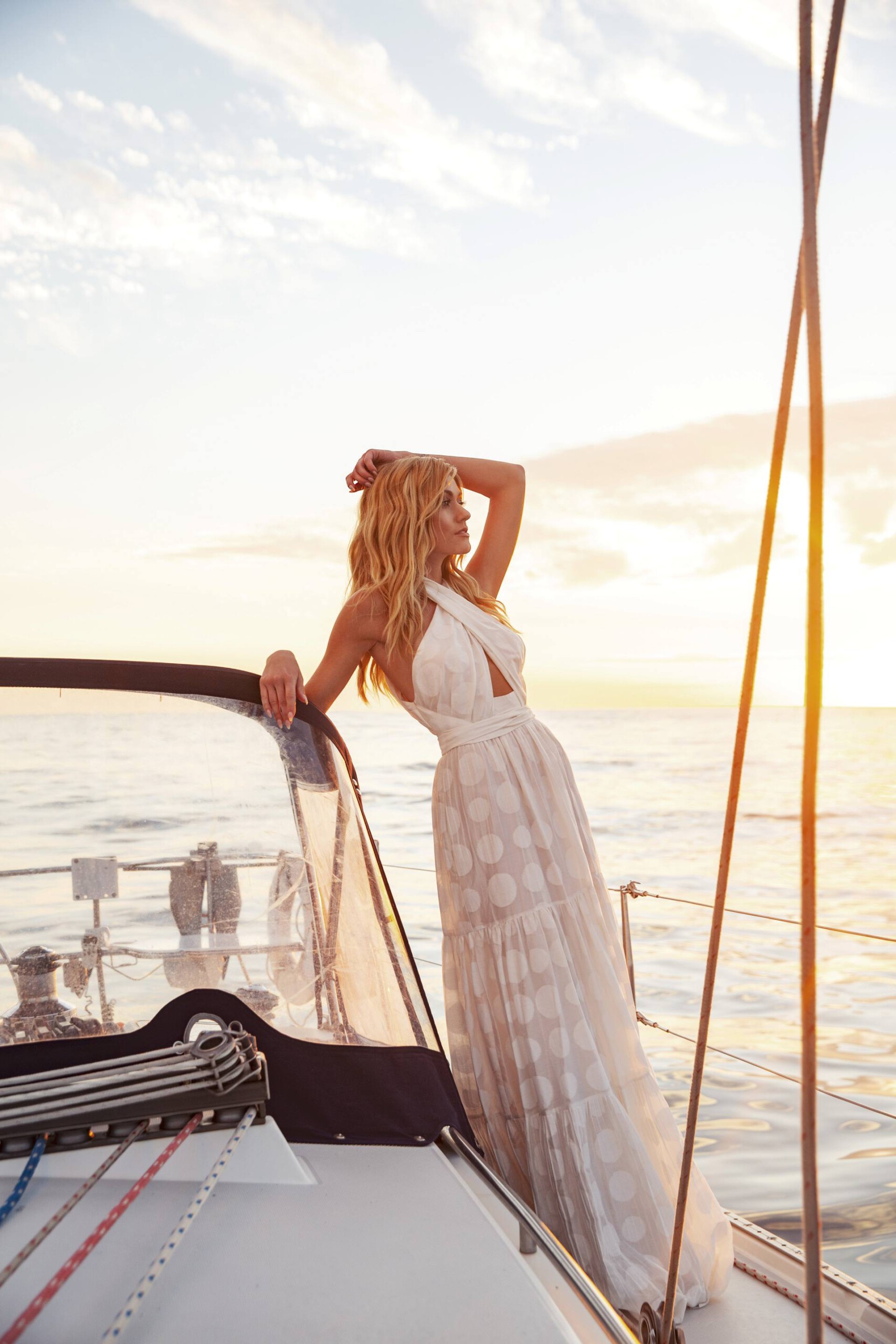 凯瑟琳|凯瑟琳·麦克纳马拉（Katherine McNamara）在威尼斯杂志的性感照片